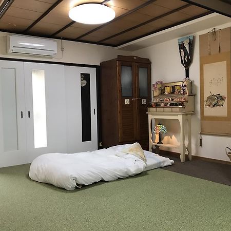 Guesthouse Siam Ōsaka Extérieur photo
